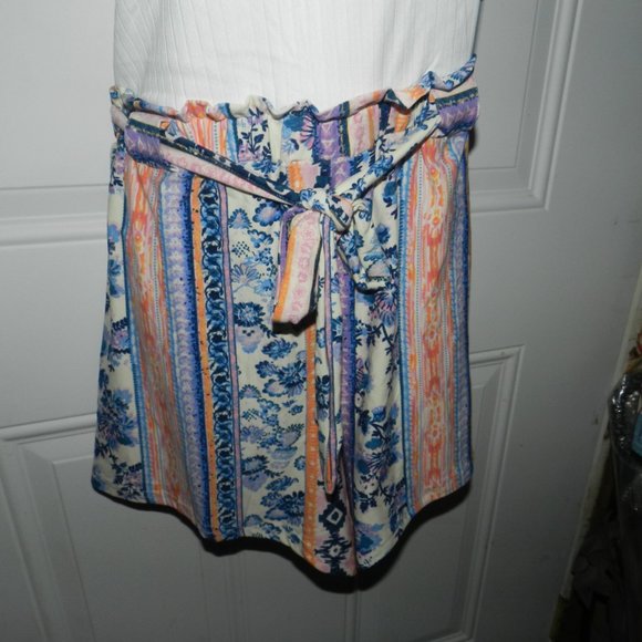 NEW NWT FULL CIRCLE TRENDS STRAPLESS COLORFUL ROMPER-PLUS SIZE 3X - Picture 3 of 11